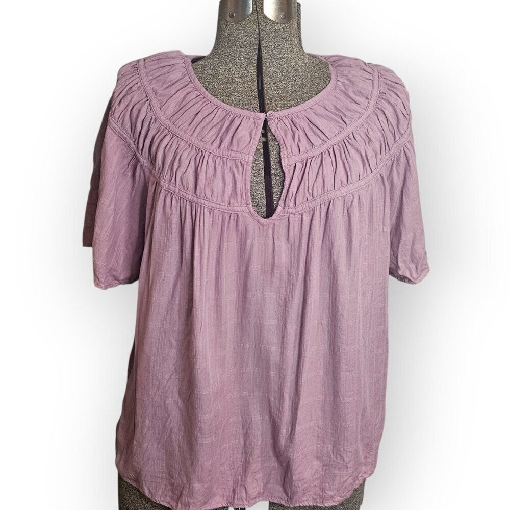 Short Sleeve Key-Hole Neck Blouse L